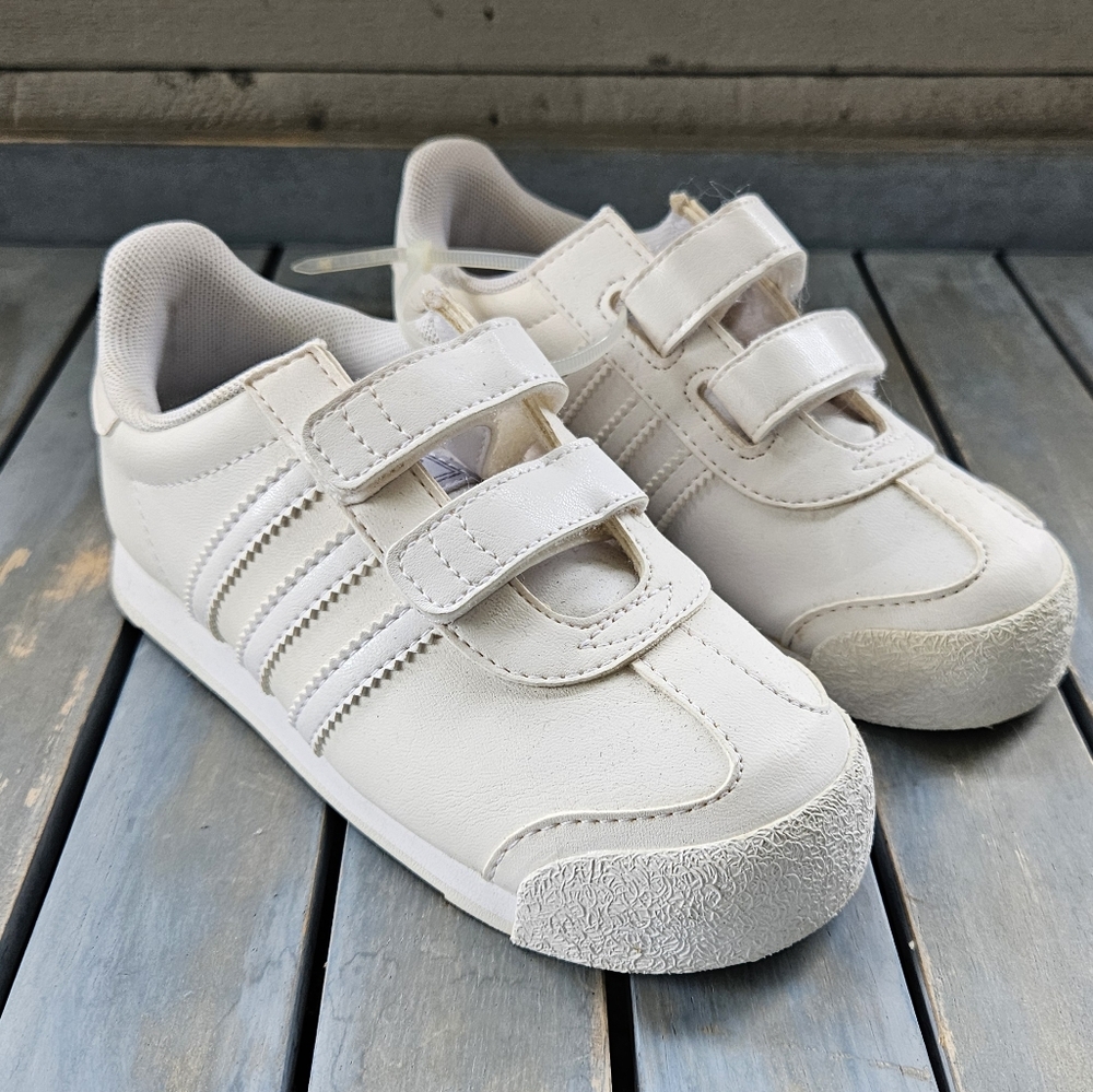 ADIDAS Samoa Velcro White Kids Size 10 NWOT